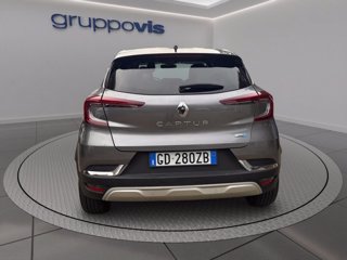 RENAULT Captur E-Tech phev Automatica