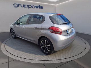 PEUGEOT 208 puretech Signature 5 porte